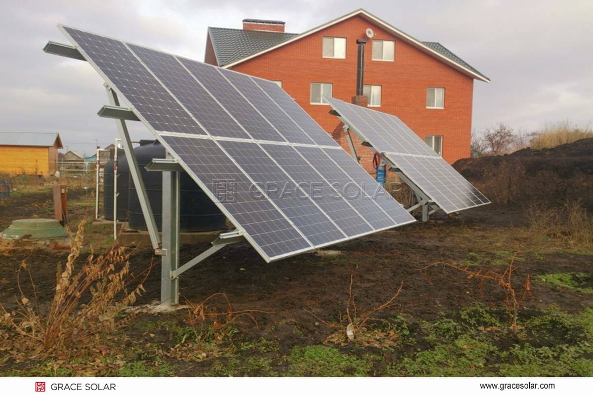 Ground-Mounted Solar Panels with Carbon Steel Structure